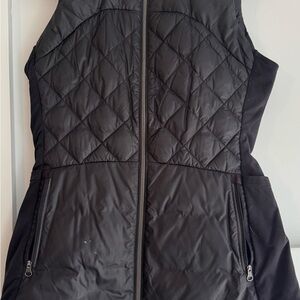 Lululemon Black Quilted Vest Sleek Design